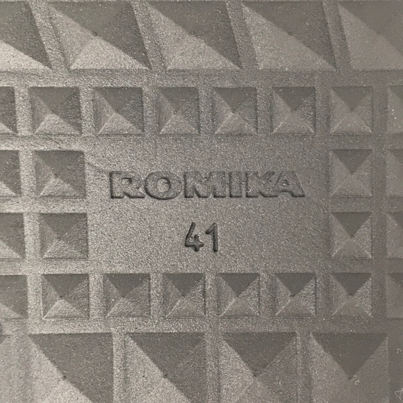 NWOB Romika Black Slide Sandals Women’s 41/9.5-10 - Picture 14 of 16